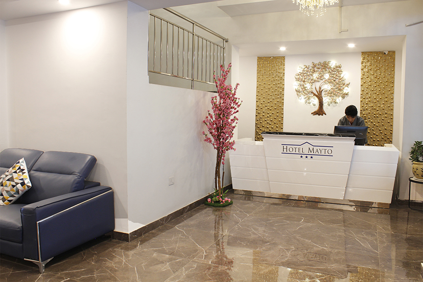 Reception0 - Hotel Reception